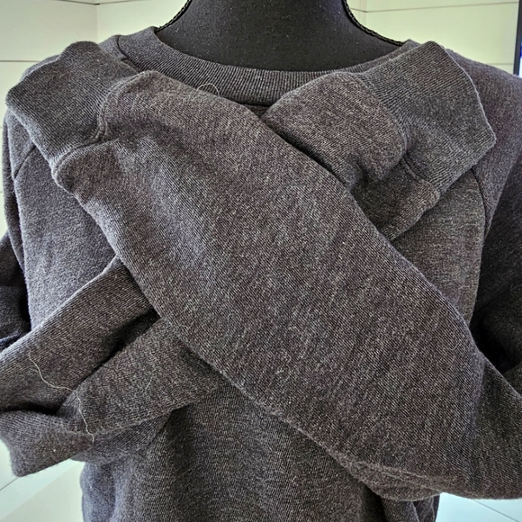 PINK gray crew neck crop sweatshirt - Picture 2 of 5